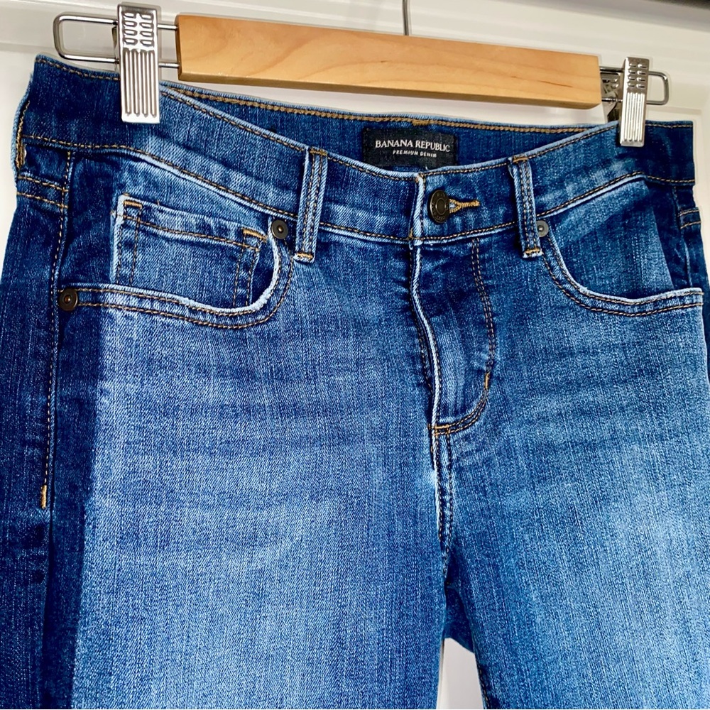 Banana Republic Premium Denim Two-Tone Mid-Rise Girlfriend Jeans, size 26 - Picture 4 of 13